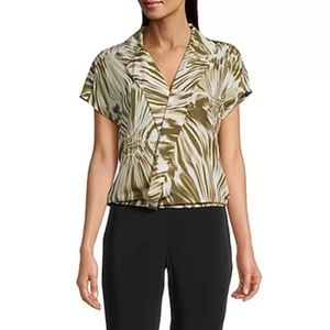 NWT Woman's Wrap Shirt 2X and 3X